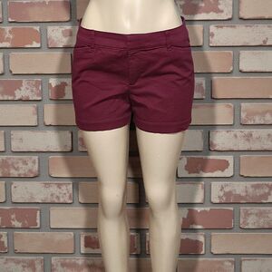 NWT Old Navy Pixie Mid Rise Chino Shorts